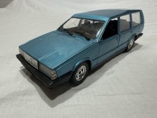 Polistil 1:25 Volvo 760 GLE No Burago Solido 