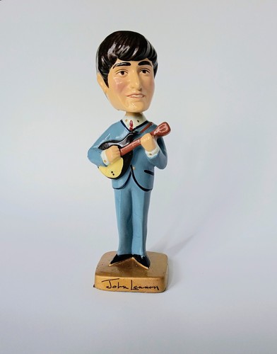 Mascotte auto beatles - mascotte, john