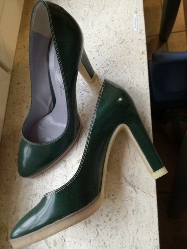 Scarpe eleganti tacco alto