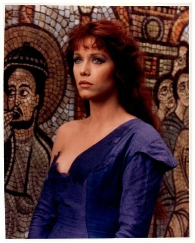 Tanya roberts abito - abito, strappato