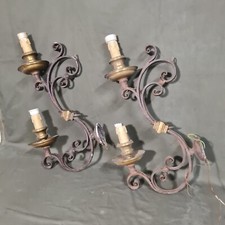 Coppia Di Applique In Ferro Battuto Decorato