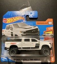 Hot Wheels 19 Chevy Silverado