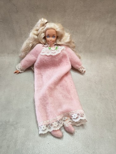 Barbie bed time - anno, 1993