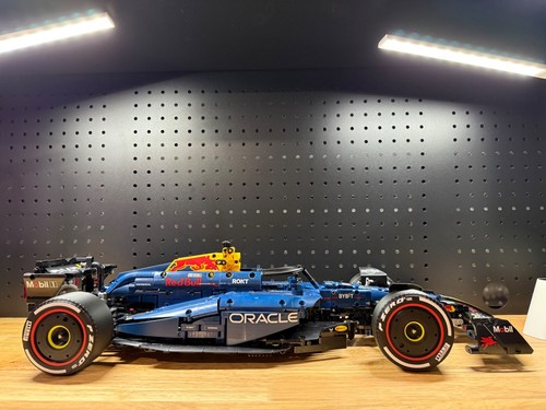 Lego technic 42206 red bull - lego,