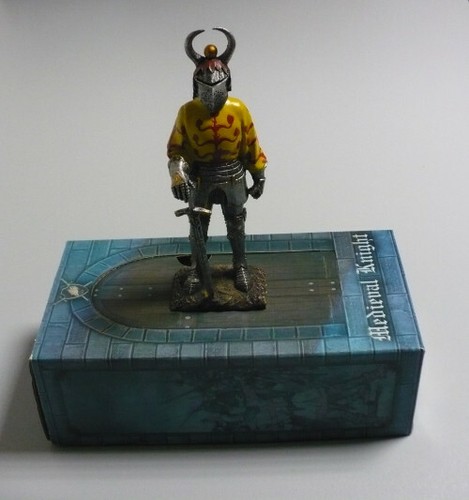 Cavaliere medioevale con - cavaliere,