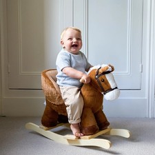 Cavallo a dondolo bambino