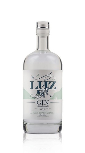 Luz gin distilleria - luz,