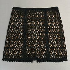 Minigonna Kendall + Kylie nera all'uncinetto M beige foderata zip posteriore stile Jenner