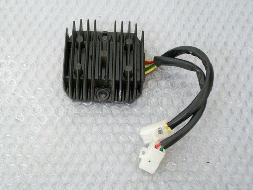 Regolatore tensione - regolatore,