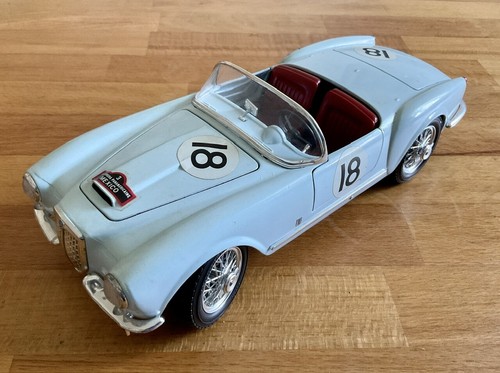 Burago lancia aurelia b - 1:18,