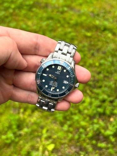Omega seamaster 300 james - omega,