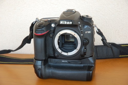 Nikon d7100 compresa - nikon,