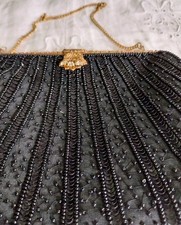 Ancienne pochette perlée
