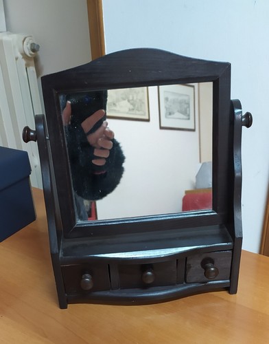 Piccola toilette specchio con - ,