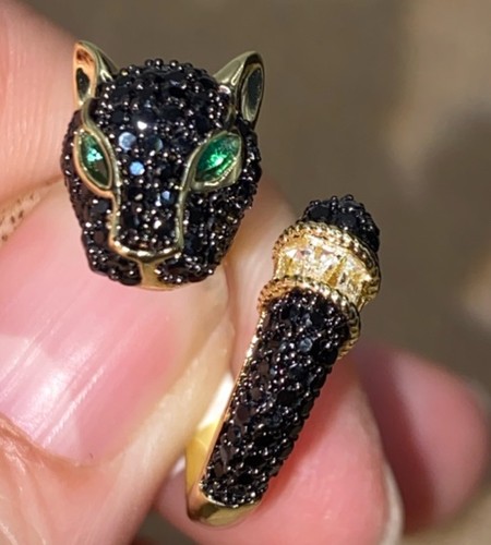 Anello nuovo bellissimo