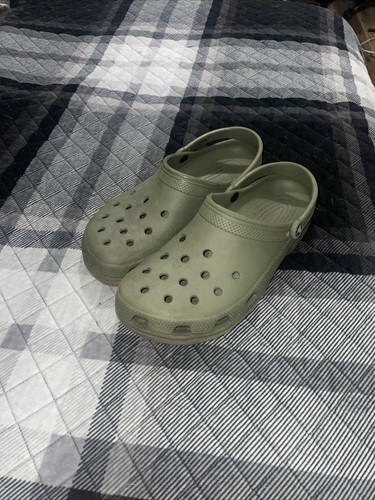Crocs