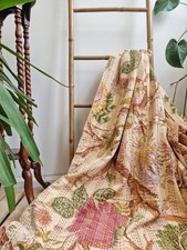 Copriletto trapuntato kantha
