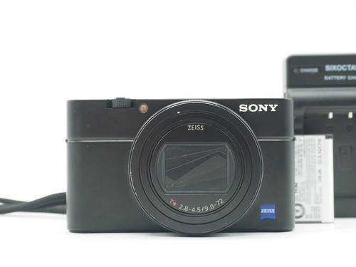 Fotocamera digitale compatta