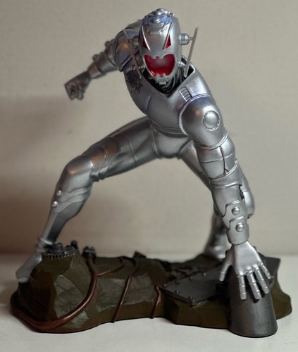 Ultron rare marvel - ultron,