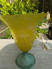 LAMPADA DA ARREDO MOLTO BELLA IN VETRO DI MURANO SATINATO CON BASE IN RAME