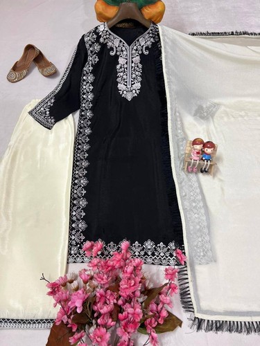 Abito designer indiano