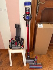 Dyson absolute v8 usato come