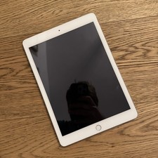 iPad 5 5th A1823 Rotto Broken