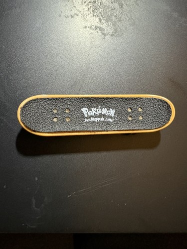 Mini skateboard loop pokémon - mini,