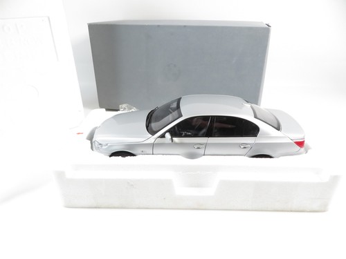 Kyosho 80430153201 bmw - 1:18,