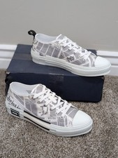 Sneakers basse stringate uomo