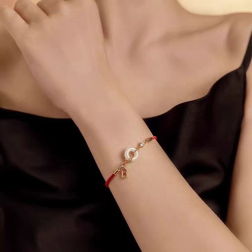 Bracelet serpent cordon rouge
