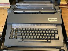 Macchina da Scrivere Olivetti