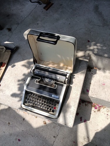 Macchina scrivere manuale - macchina, da