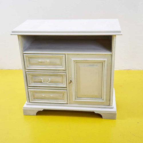 Piccola credenza bianca - piccola,