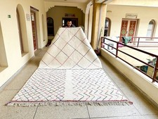 Tappeto geometrico in lana