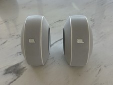 JBL Pebbles Altoparlante