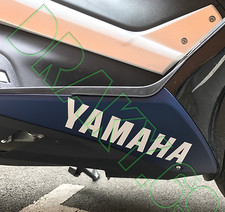 ADESIVI 28x6,5 cm STICKERS SCRITTE DRITTE X CARENE SCOOTER TMAX T MAX 530 560