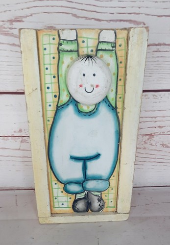 Rustic wooden keepsake trinket - wooden,