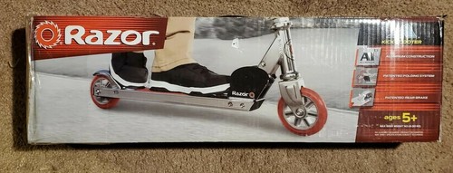 Razor kick scooter - kick,