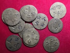 Lotto di 13 Gettoni da Gioco, Arte di Trincea.