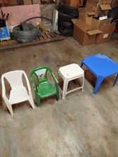 Sedie e Tavolini In Plastica Bambini Giochi Esterno Giardino Ottime Condizioni