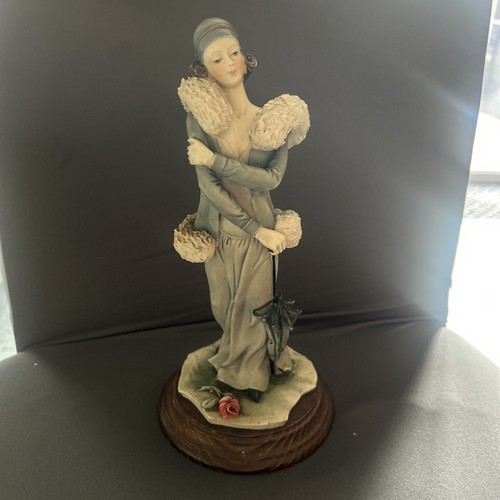 Capodimonte porcellana donna