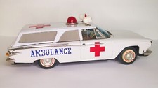 ICHIKO JAPAN PLYMOUTH AMBULANZA STATION WAGON 30 CM. IN LATTA ORIGINALE ANNO '61