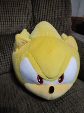 Tomy Super Sonic Mega Peluche