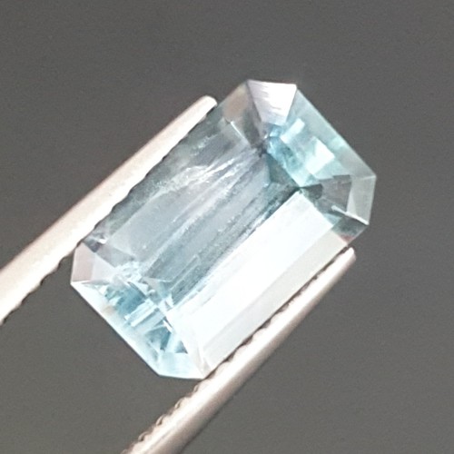 Flourite verde bluastro - , 2,56