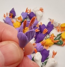 Charms Crocus fatti a mano in