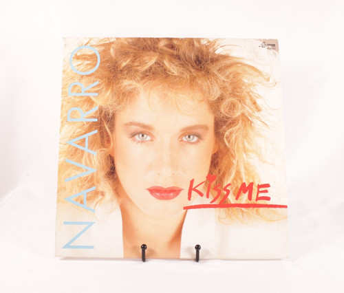 Navarro kiss 12 45 - 12",