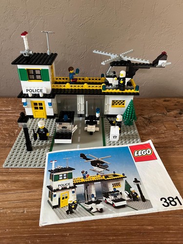 Lego town 381 - town,