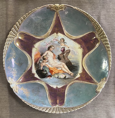 Antico piatto donna cherubino