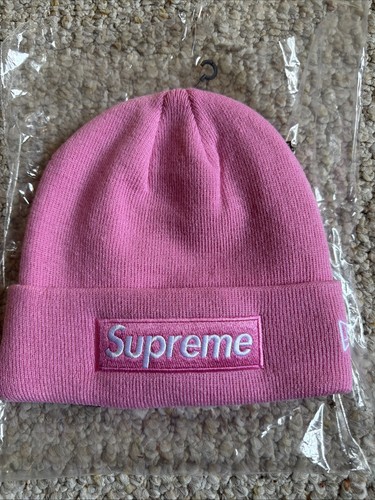 Supreme pink box - logo, beanie